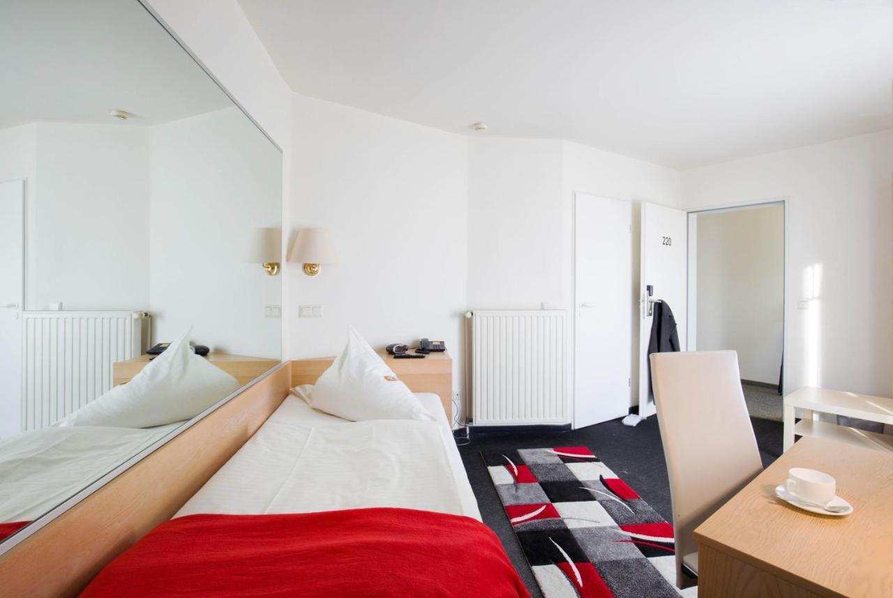 Hotel Moerser Hof Eksteriør bilde